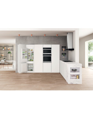 Réfrigérateur Whirlpool encastrable combiné No Frost 282 litres WHC18 T111